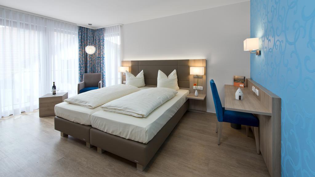 Landhotel Im Klostereck Strubel-Roos Flonheim Room photo